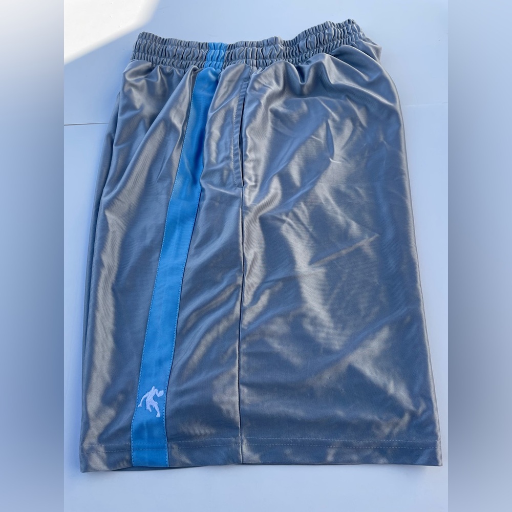 VTG AND1 Shorts Mens XL Silver Basketball Shiny Dazzle Jersey Drawstring